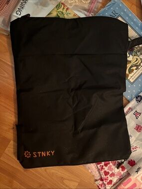 Stinky Laundry Travel Bag